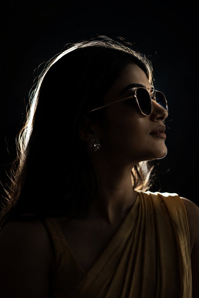 AI image generated from the “Dark Silhouette Rim-Light Portrait” prompt