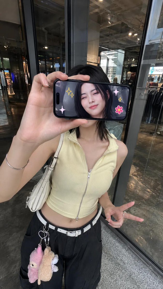AI image generated from the “Phone Reflection Mirror Portrait” prompt